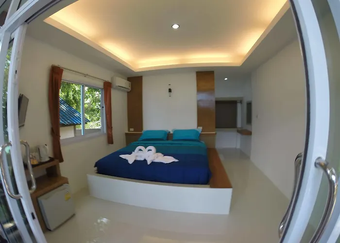 Moon Beach Resort Ko Pha Ngan photo