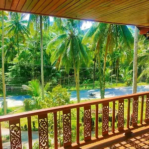 Family Baan Tai