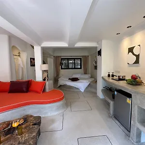 Happy Coco Monkey Apartment