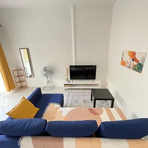 Sun Stories Apartment Thongsala