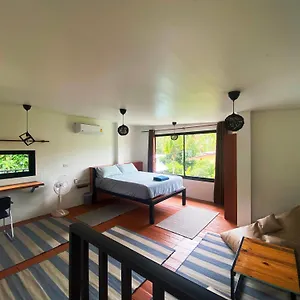 Apartment S&s House *