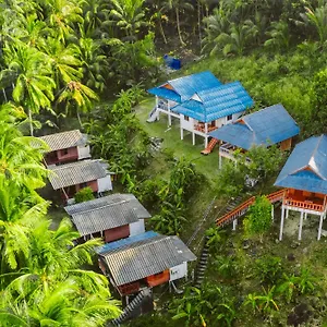 Blue Sea House *