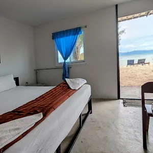 Dreamy Beachfront Baan Tai