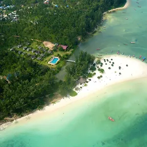Отель Malibu
