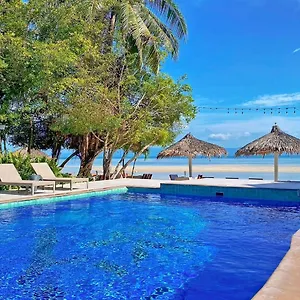 Milky Bay Resort 4*