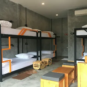 Sirah Hometel Отель Тонг Сала